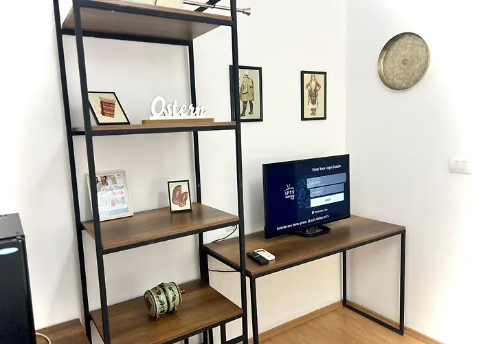 Budget 3* Тирана