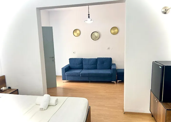 Budget 3* Тирана