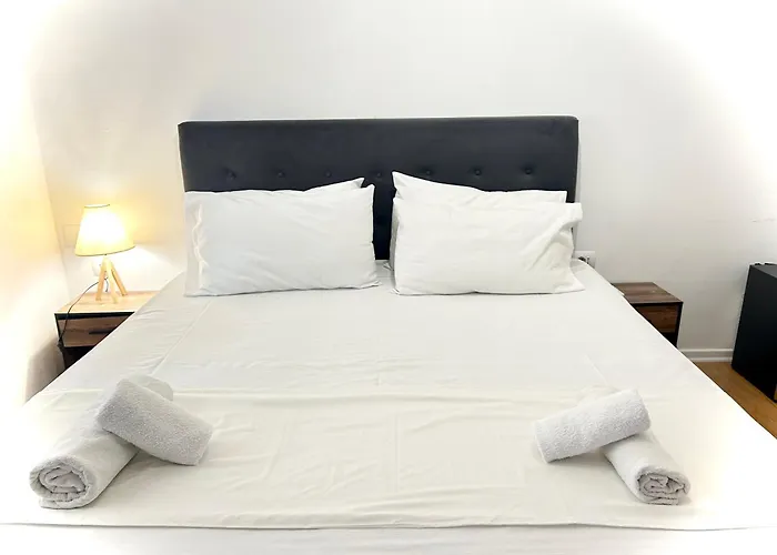Budget 3* Тирана