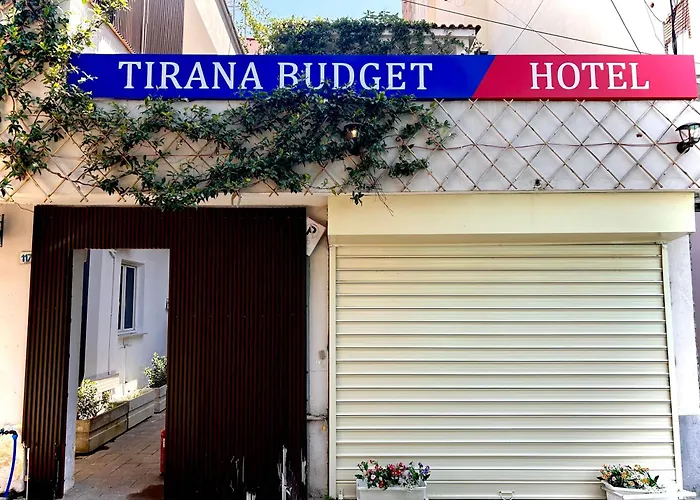 Отель Budget