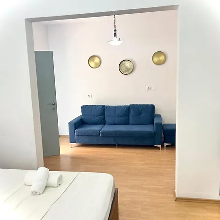 Budget 3* Tirana