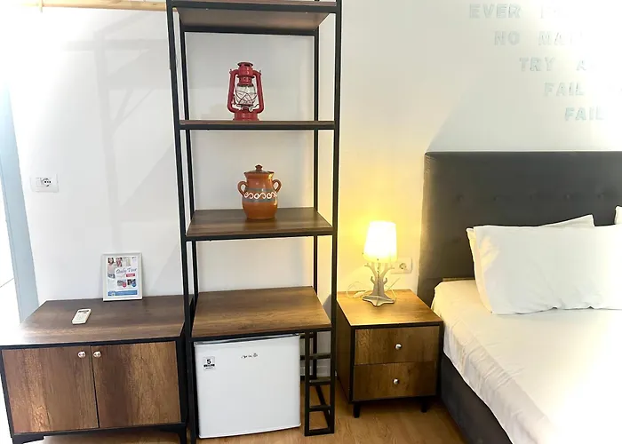 Budget 3* Tirana