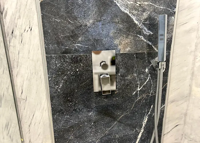 Budget מלון טיראנה